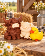 Pasture Pals – Highland Cow, Piglet & Duckling Figurine Set