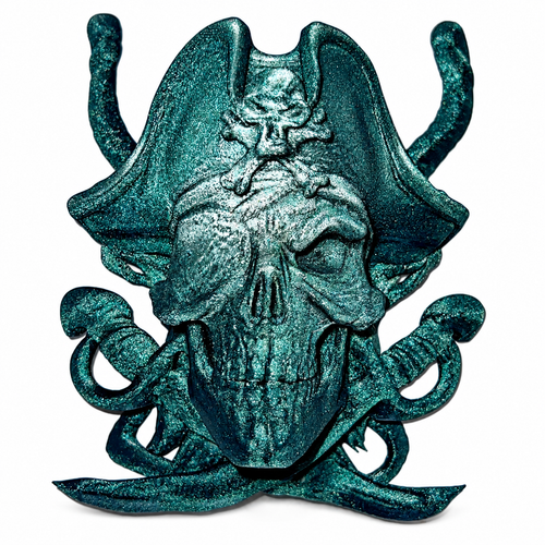 Cursed Captain – Emerald Abyss Pirate Skull Wall Hanging