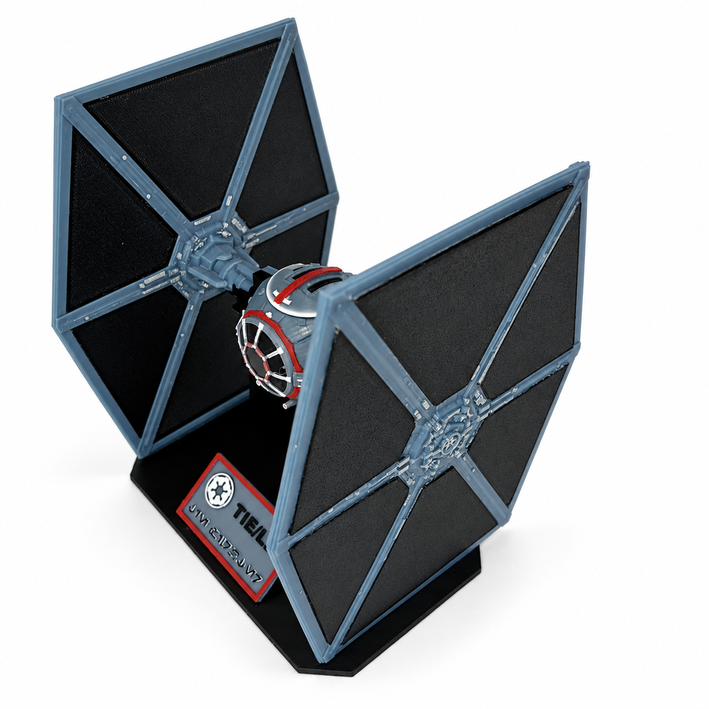 Imperial Pursuit – TIE/LN Starfighter Display Model